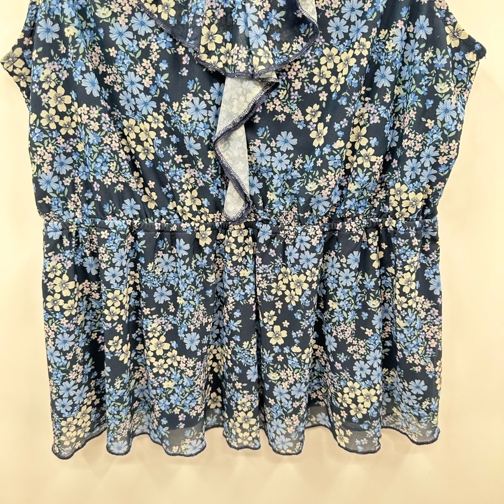 MORGAN TAYLOR blue floral ruffle neck woman cottagecore coastal grandma tank L - Picture 4 of 11